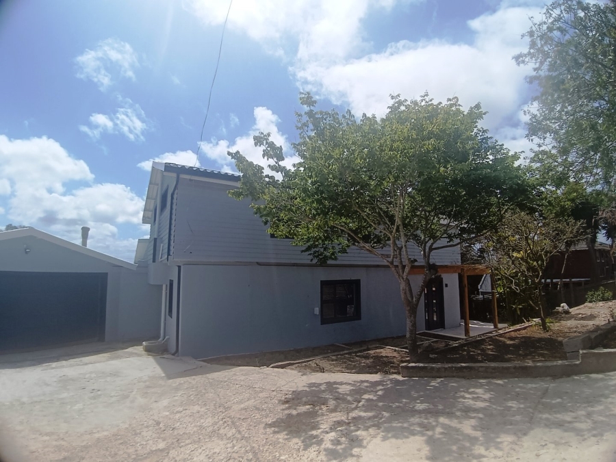 5 Bedroom Property for Sale in Fraaiuitsig Western Cape